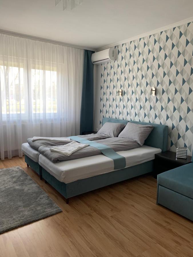 Thermal Next I Weninger Apartman Kiskunhalas Exteriör bild