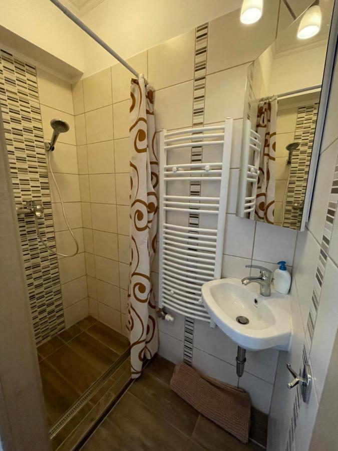 Thermal Next I Weninger Apartman Kiskunhalas Exteriör bild