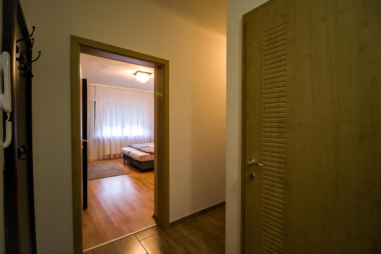 Thermal Next I Weninger Apartman Kiskunhalas Exteriör bild