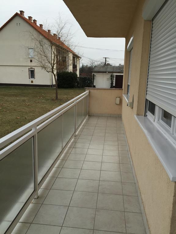 Thermal Next I Weninger Apartman Kiskunhalas Exteriör bild